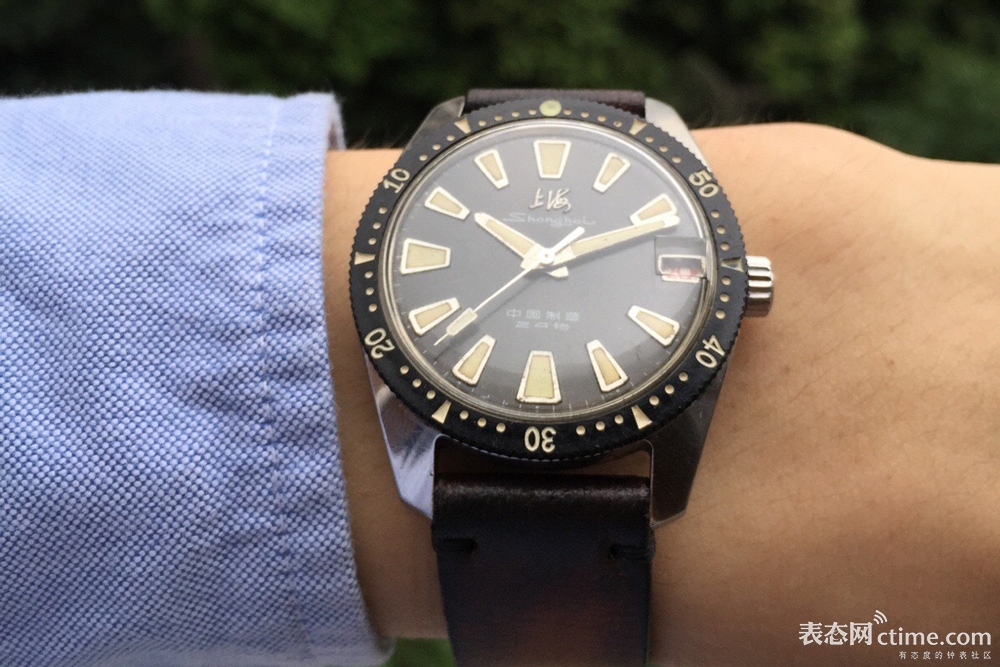 军表代表了什么,如何区别是不是军表