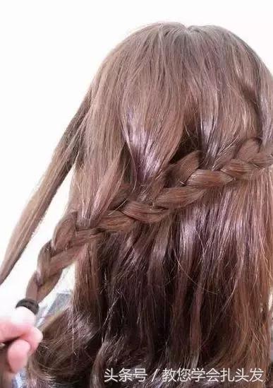 大蝴蝶结头饰发型小清新,蝴蝶结头饰搭配什么发型好看短发