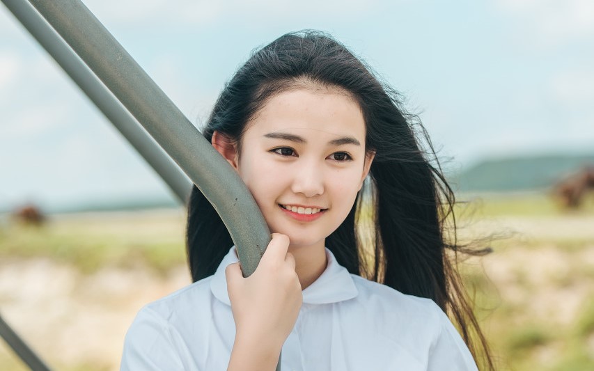 小说：他和她共处一室孤男寡女，冷了一晚上，他体内系统激活