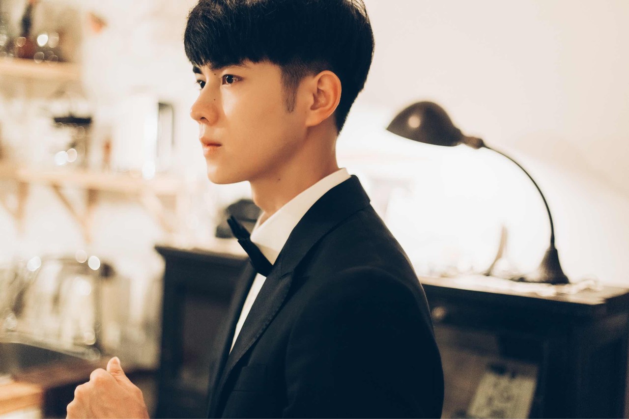 小说：村里人多嘴杂的该避嫌还是的避开