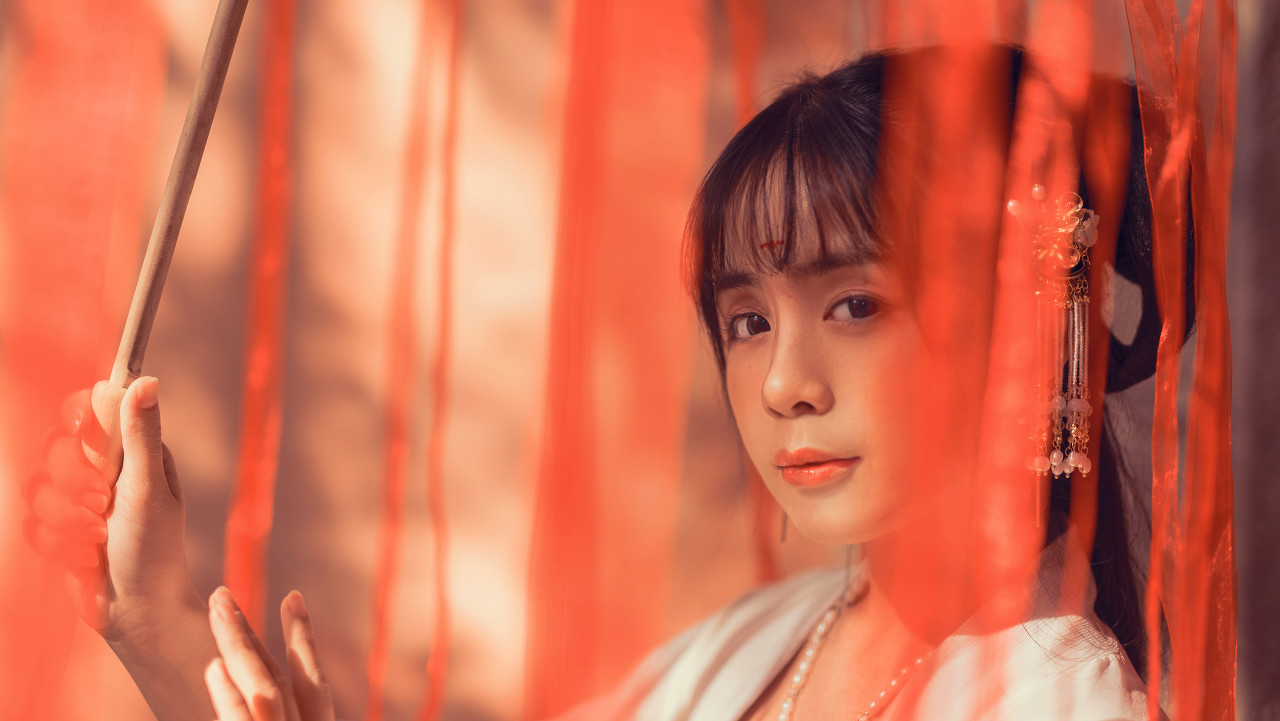 小说：94岁，和人类一样智商的鹦鹉，居然是药堂管事