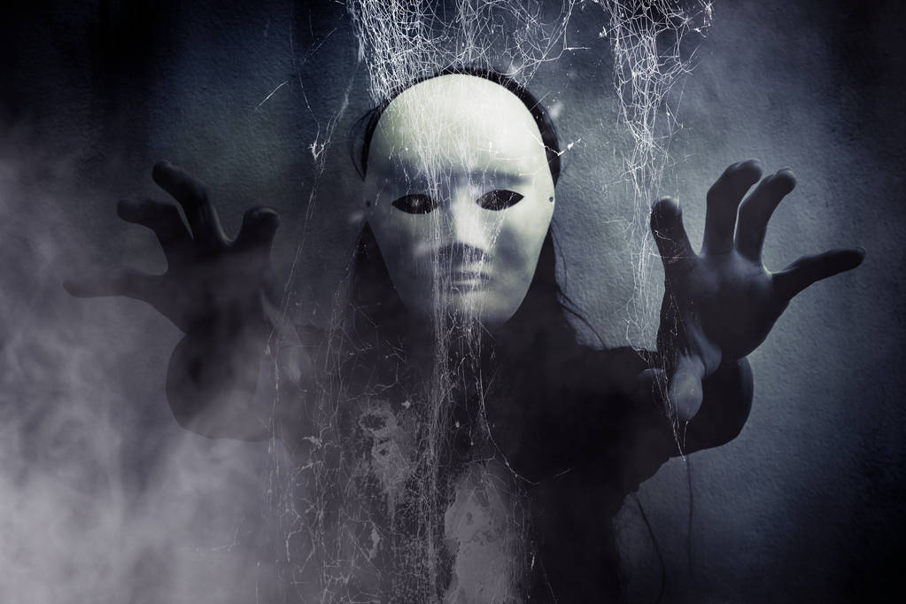 小说爷爷交代的三件事,小说爷爷给我讲鬼故事