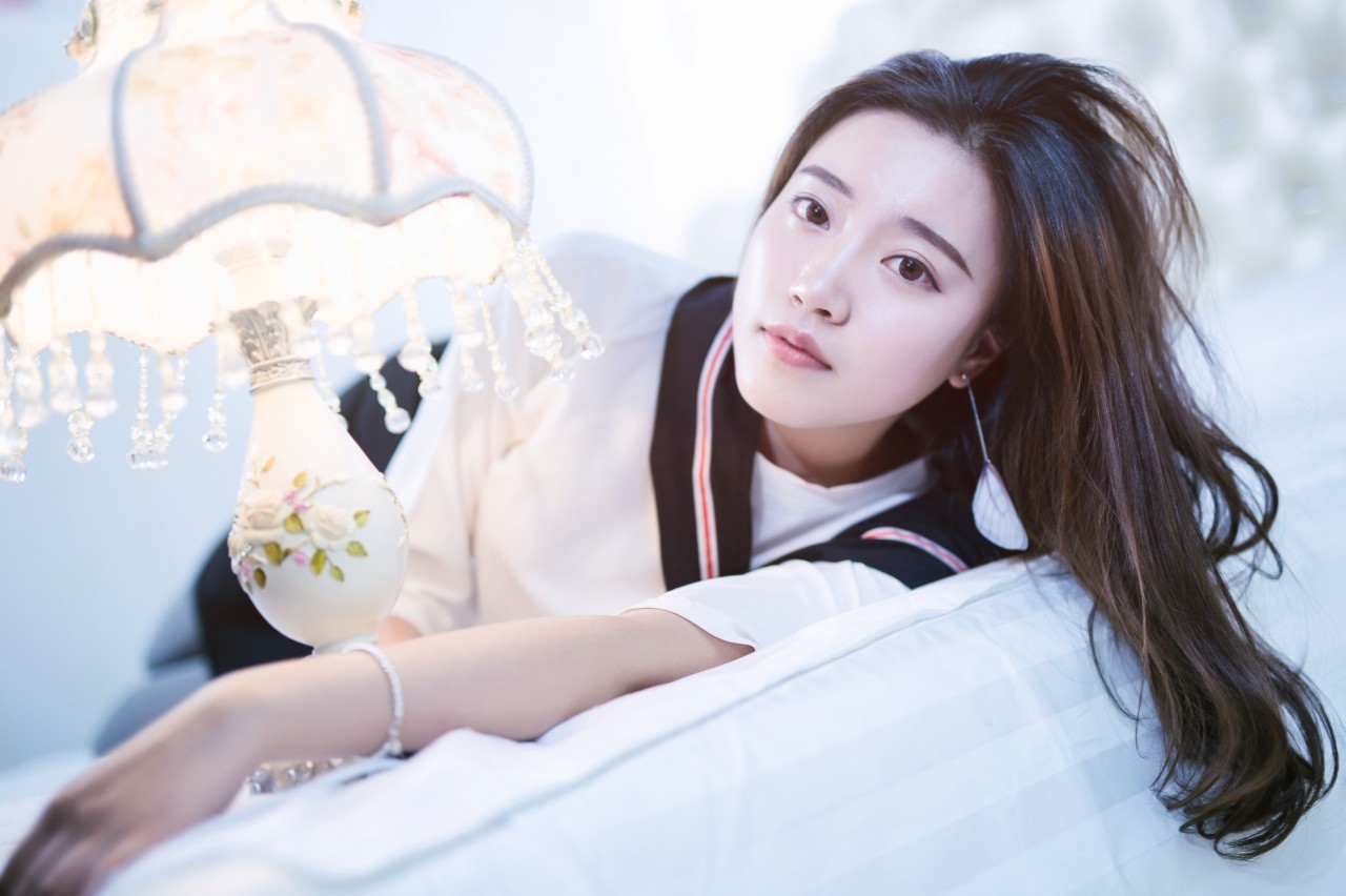 小说:混混手持钢管想闹事?她:有种过来,姑奶奶一巴掌扇死你