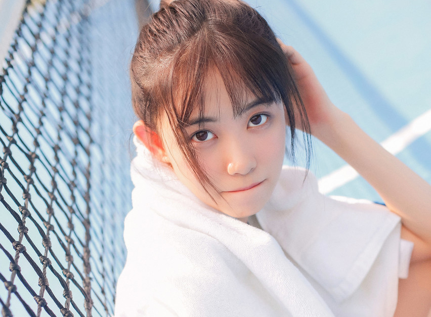 小说：小流氓给她送烧鸡，她：你和你的烧鸡，成功引起了我的注意