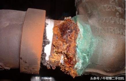 二手挖机怎么选才不会亏,二手挖机一年赚多少