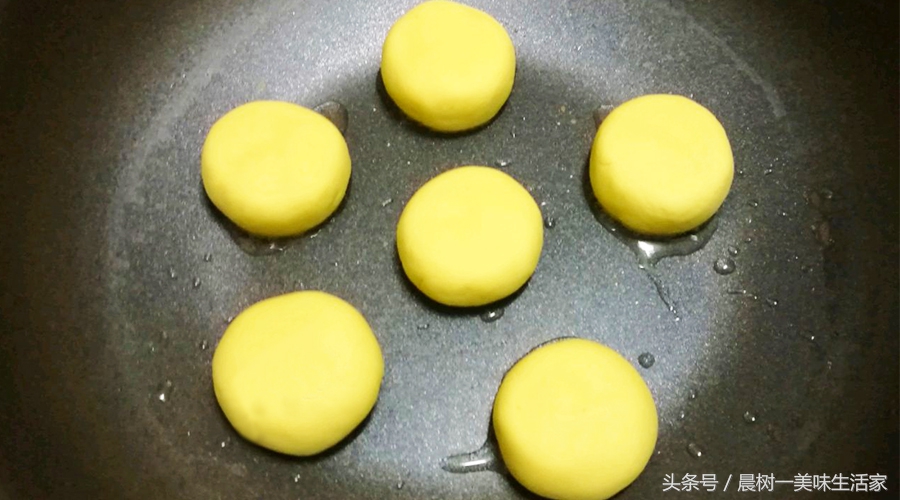 宅在家里享受周末这悠闲的时光,惬意午后有滋有味宅生活