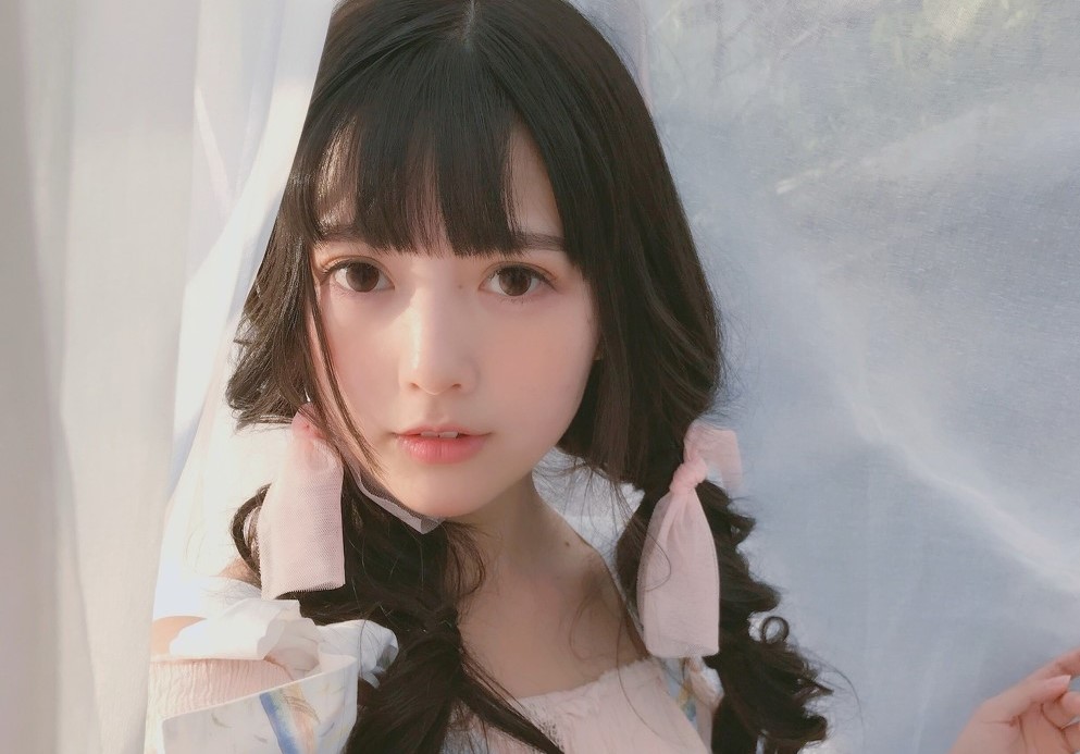 小说：跟美女借手机，被她当成想搭讪？穷小子：我就打个电话而已