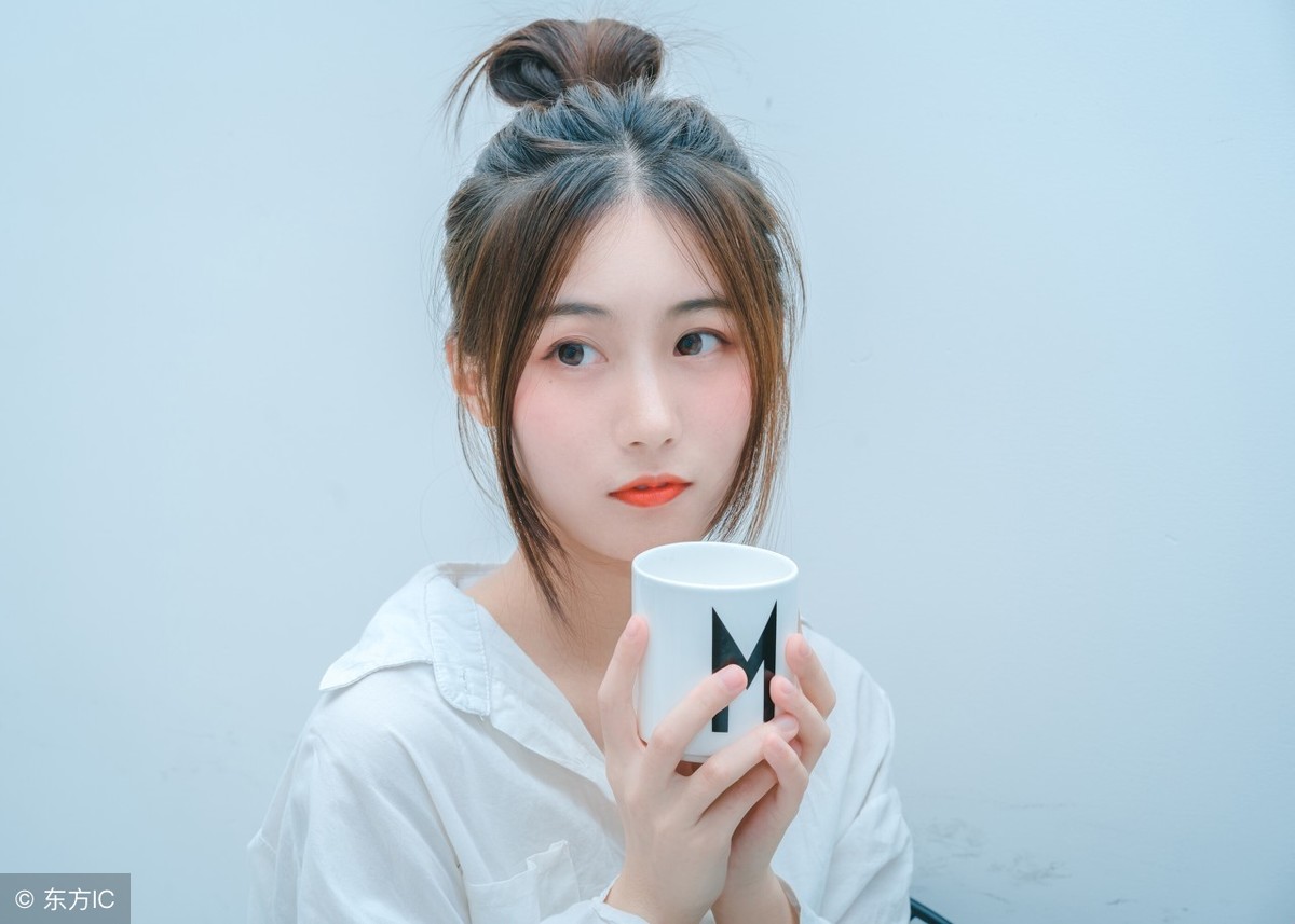 女子得怪病医生差点误诊,小说女孩得了怪病去医院治病