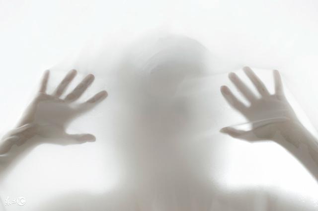 小说：我晚上做了个梦，梦见当了阴阳代理人，隔天醒来，是真的