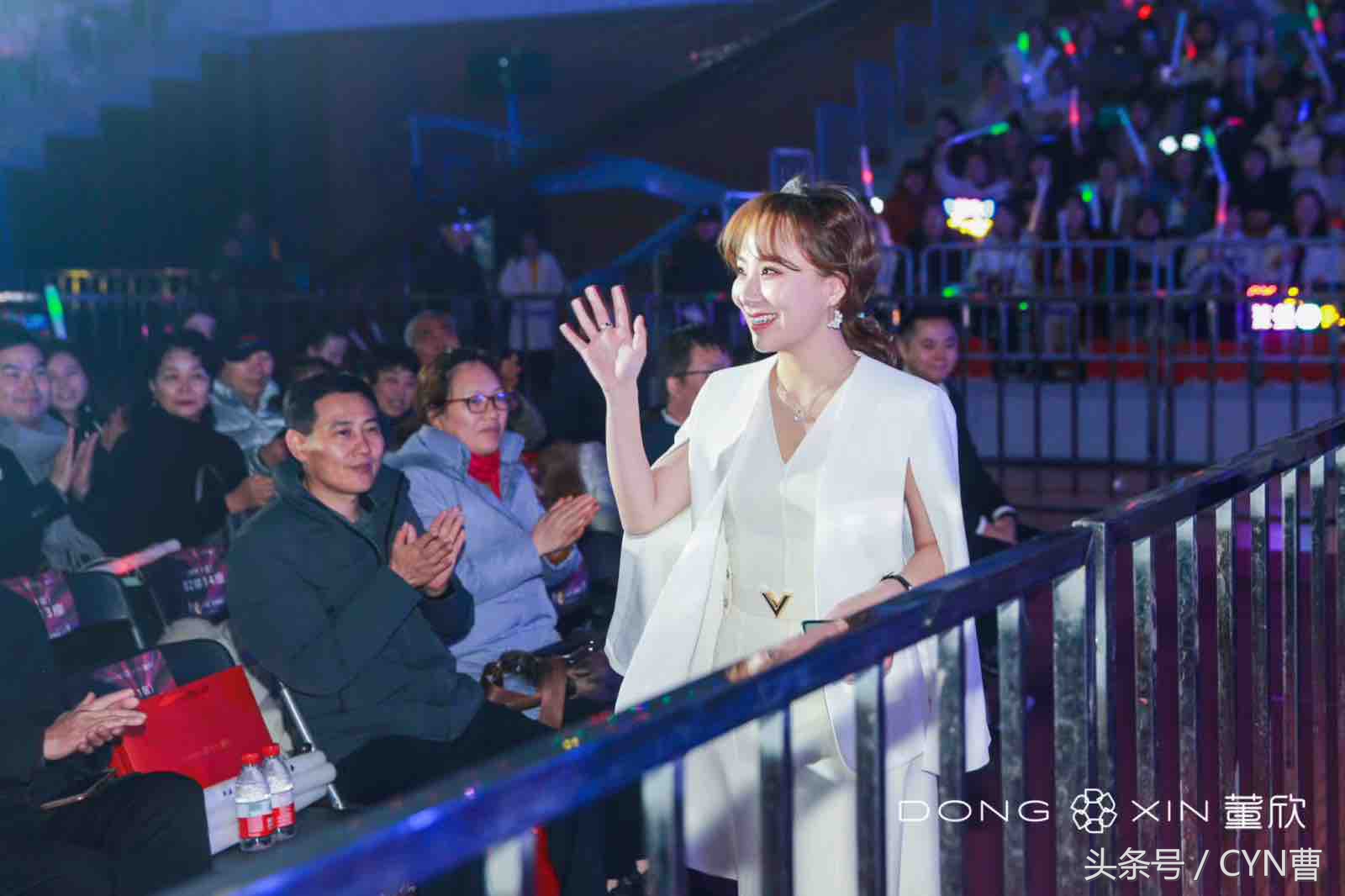 董欣为什么全是好评,揭秘董新尧