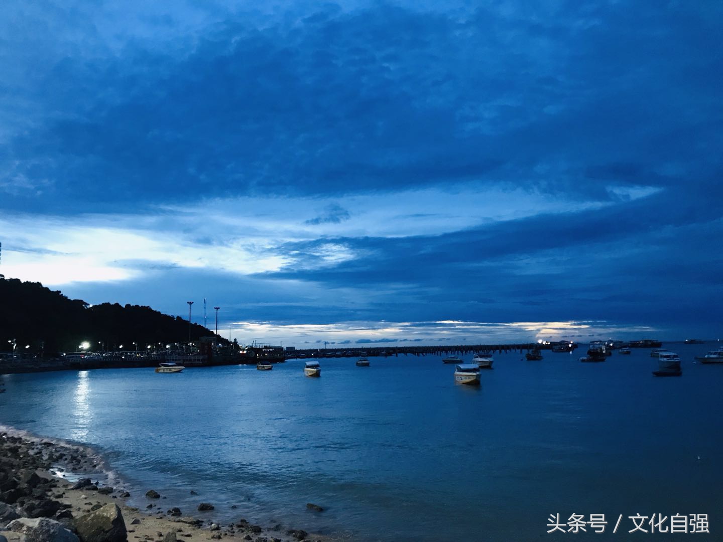 泰国游记二:被中国人扭曲的泰国“人妖”,笑贫不笑娼