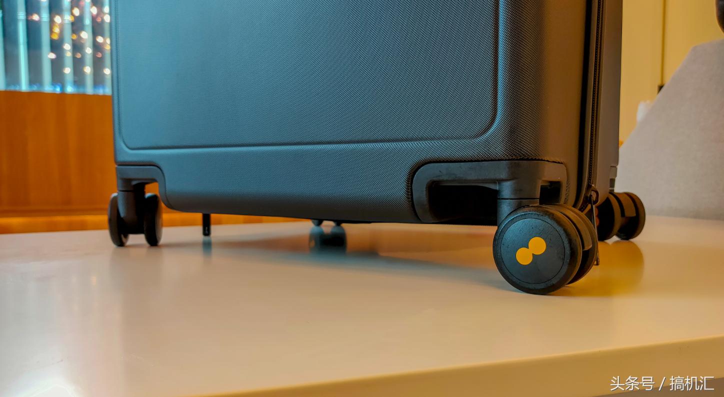 level8行李箱大旅行家,level8行李箱一千多的