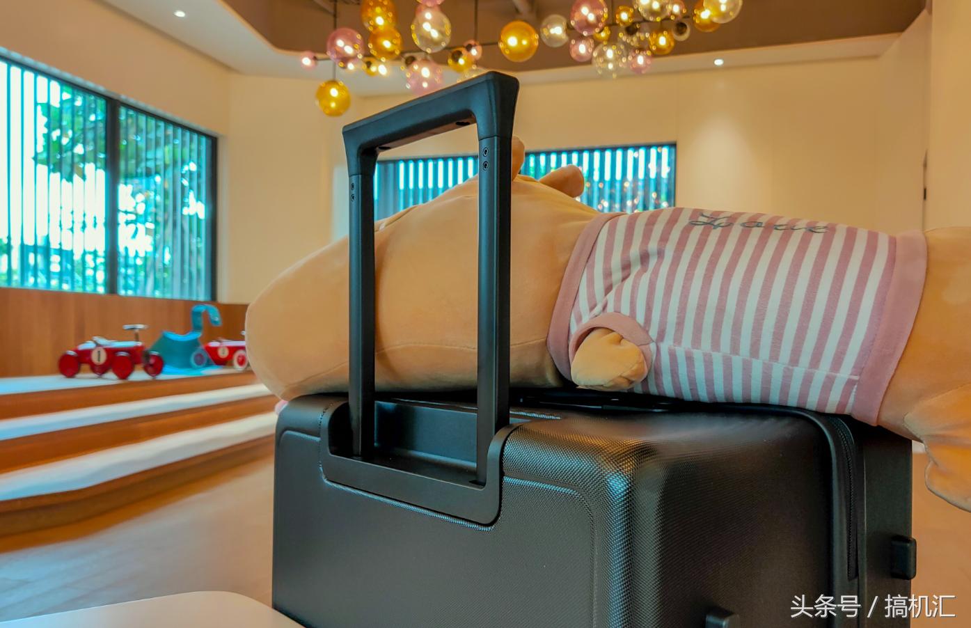 level8行李箱大旅行家,level8行李箱一千多的