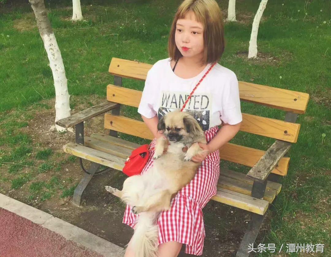 潭州课堂插画原画学员作品,老师形象插画素材手绘图片