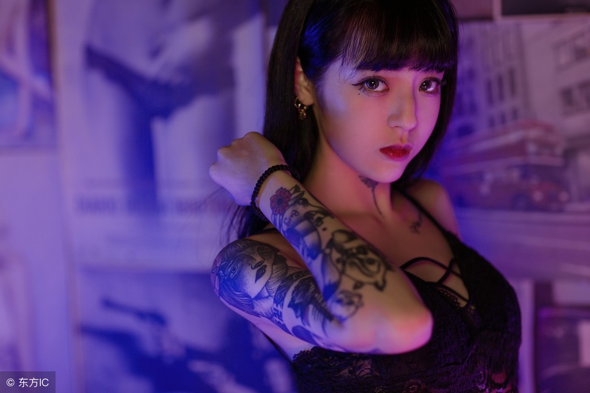 小说：得知总裁有了新欢，未婚妻以谈生意名义上门，强势宣示主权