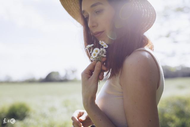 小说她只是医生,小说她以为他是个普通的医生