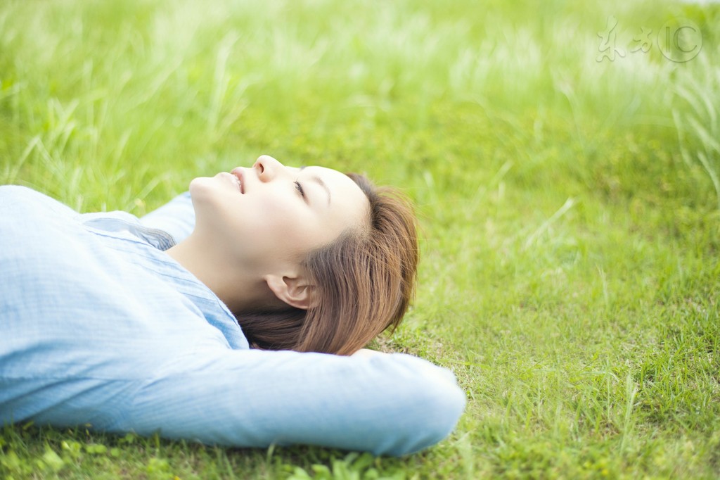 穷小伙拿300元买股票,穷小伙花100元买股票买地