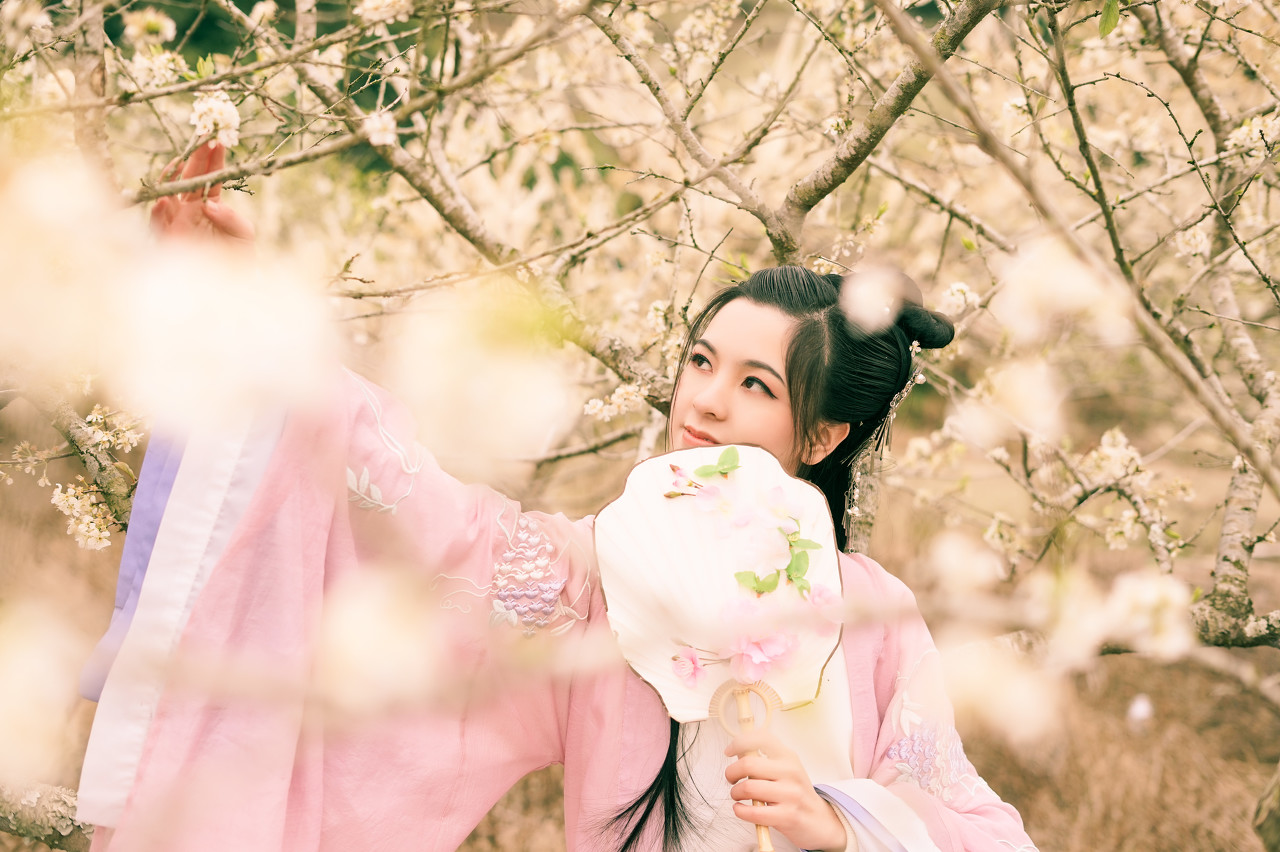 小说：终于成为修仙门派弟子，其他同窗居然就这样自我介绍吗