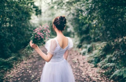 小说：如果你有一个亿，你愿意分给你的好朋友吗？