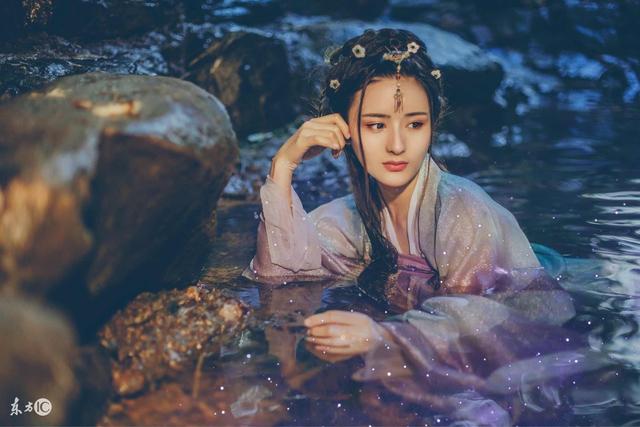 小说第一章小福星降生,小福星采野菜挖到人参