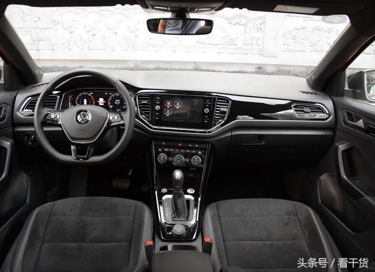 缤越和xrv对比,吉利缤越cool和大众探歌选哪个