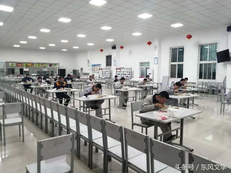 【东风文学】第294期听涛观海｜吴琰小说：春天的早晨