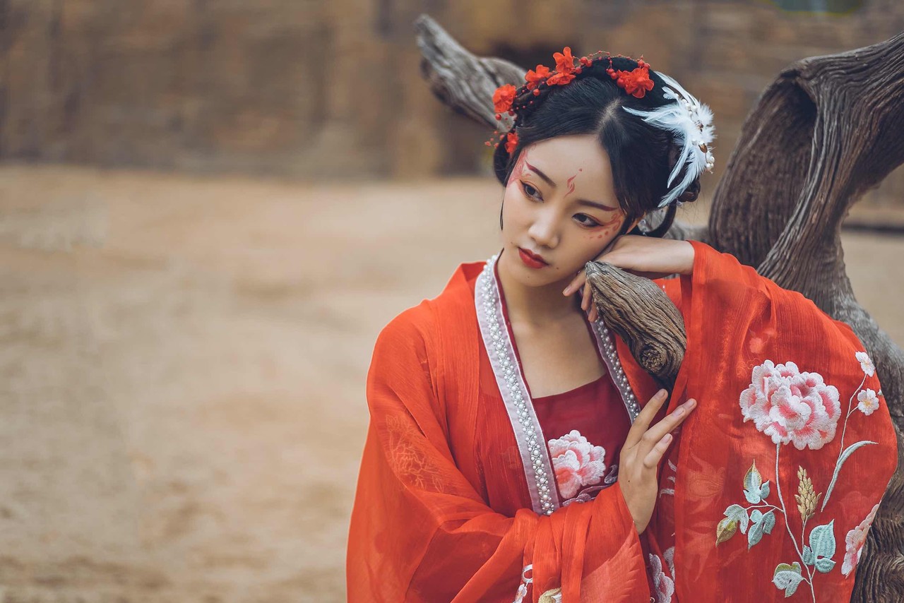 小说：他认真的对待每一次战斗，即使对手很弱，也会给予尊重