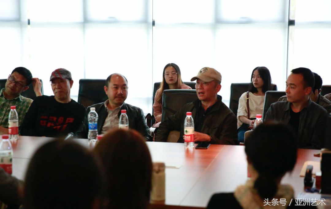 西南民族大学艺术学院优秀学生展—隔阂张智康个展研讨会