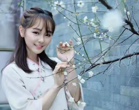 小说：她本是宁王妃，一觉睡醒，府上传来消息，王爷在给她办葬礼