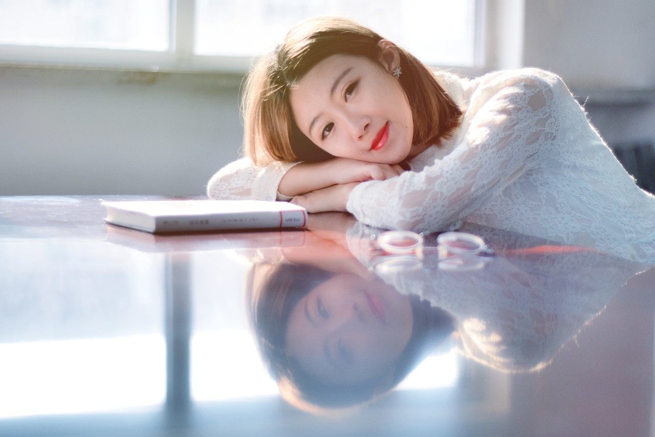 小说：想证明房屋所有权，村长开出奇葩要求，美女傻眼了