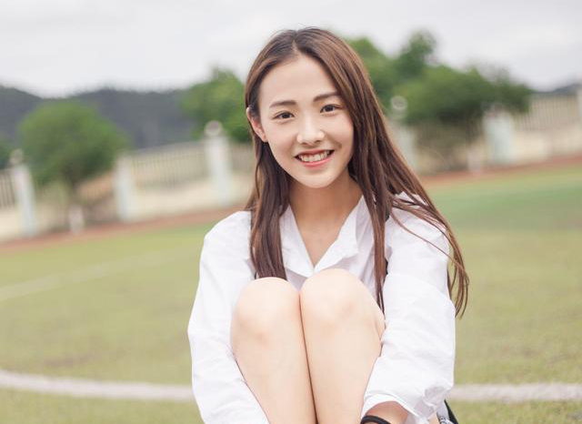 小说她因意外昏迷了五年,她死了而他却后悔了的小说