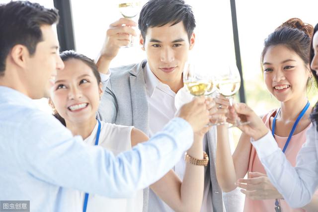 小说：大拿急寻接班人，男子为人正直中标，俩人会擦除怎样火花？