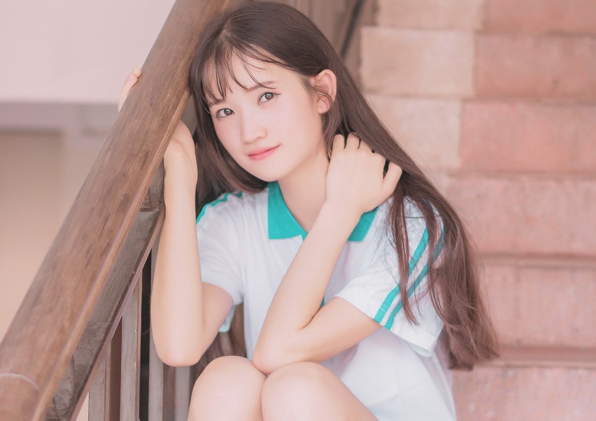 富二代女子被男子打,女子纠缠富二代被打