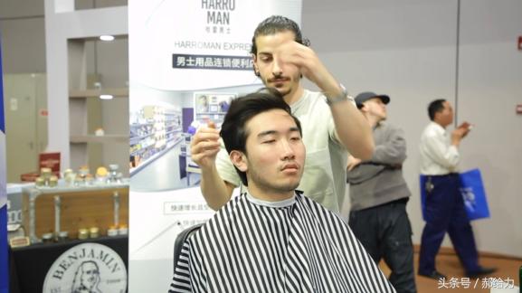 中国学生经历了外国穿搭改造之后，变化不可思议！【给力改造】