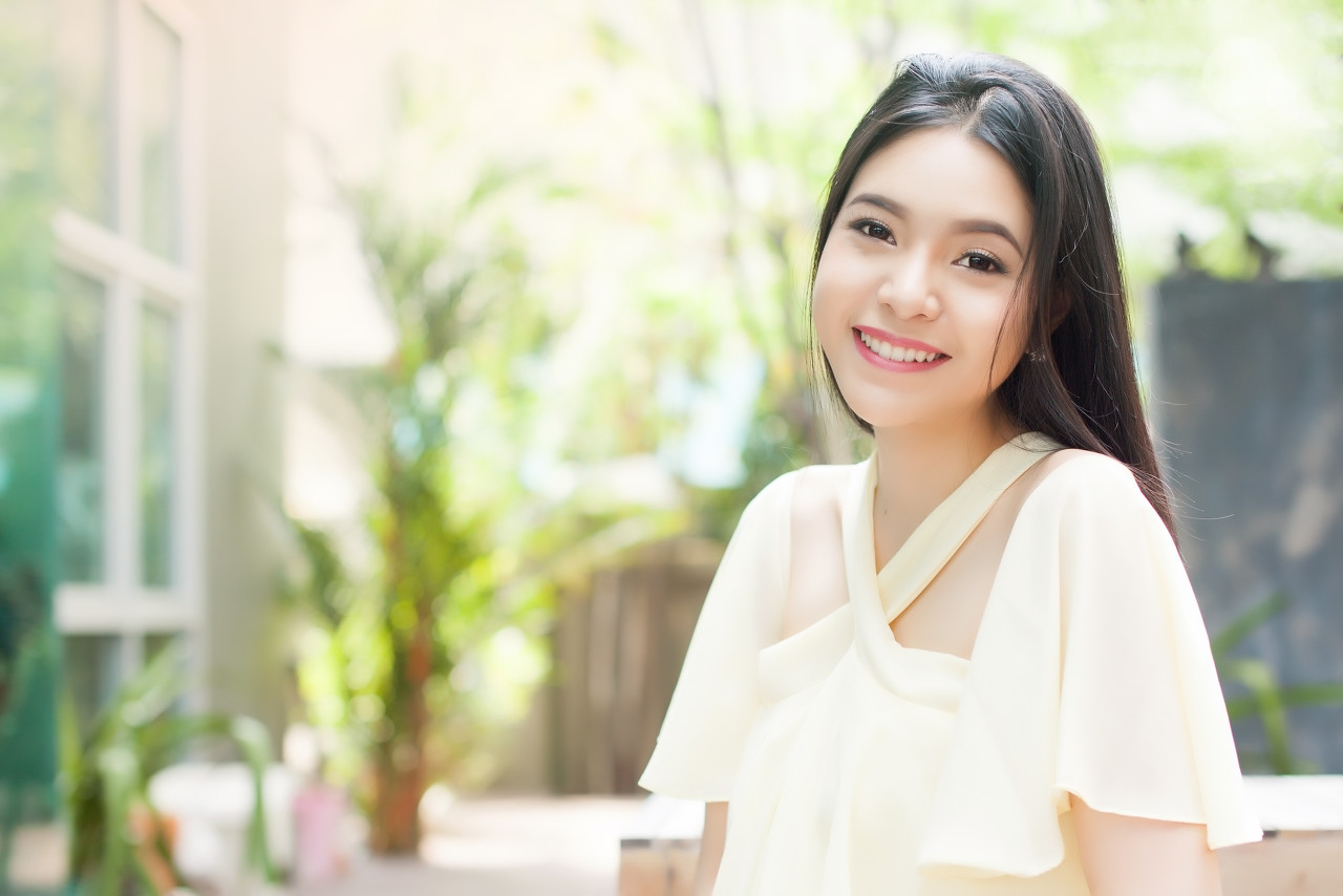 小说:他带她回家,“这也太大了吧”她感叹“还好吧”他不以为然