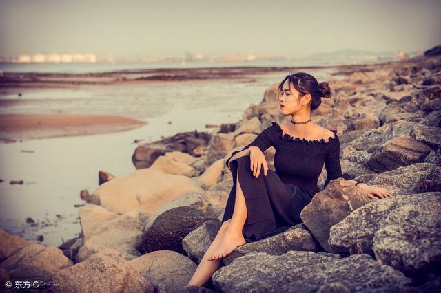 王爷一觉醒来发现王妃逃跑的小说,小说王爷身受重伤