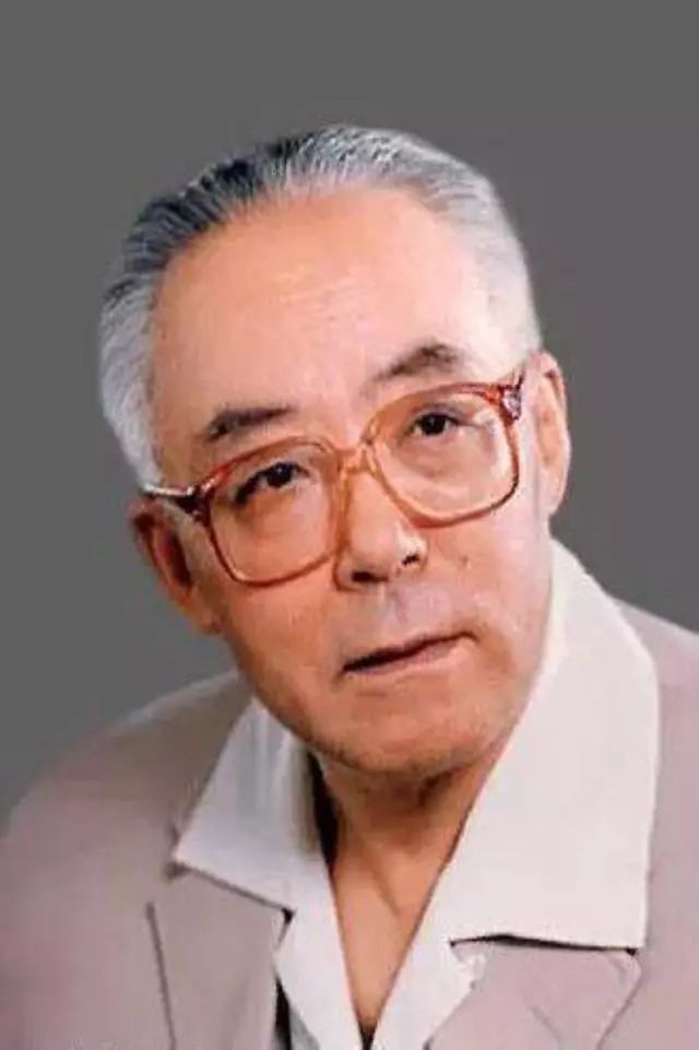 科学家卢氏兄弟，哥哥教中国专家造原*弹子**，弟弟帮美国人造战斗机