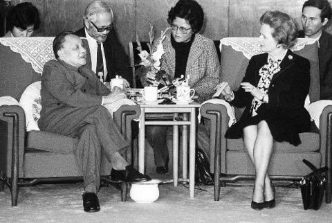 1976年葡萄牙就提出归还澳门，为何1999年才回归？做法十分明智