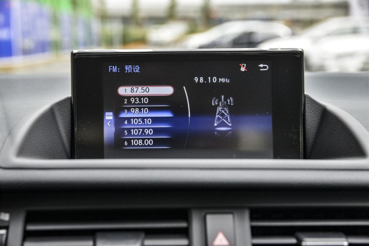 油耗雷克萨斯ls460,综合油耗仅4l雷克萨斯推廉价车型