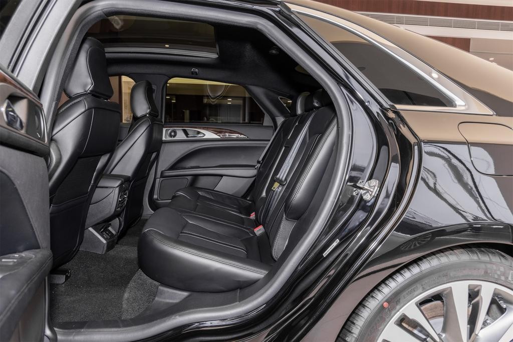 林肯mkz停产后的维修保养问题,林肯被低估的好车