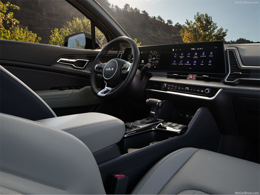 起亚狮跑各款车型,起亚全新狮跑车型