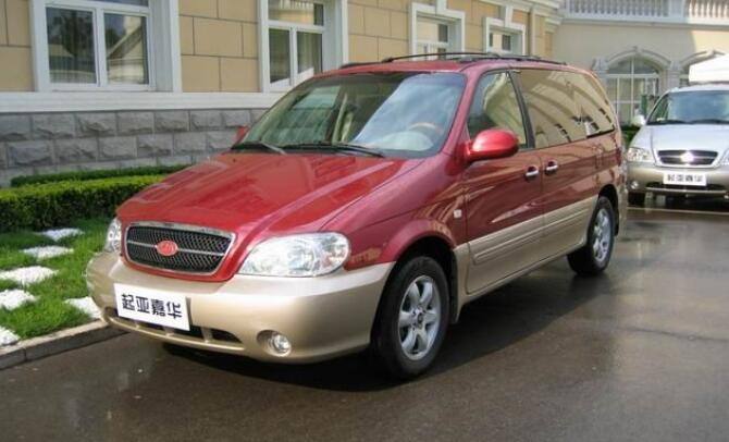 起亚嘉华真实驾乘感受,起亚商务车7座嘉华试驾