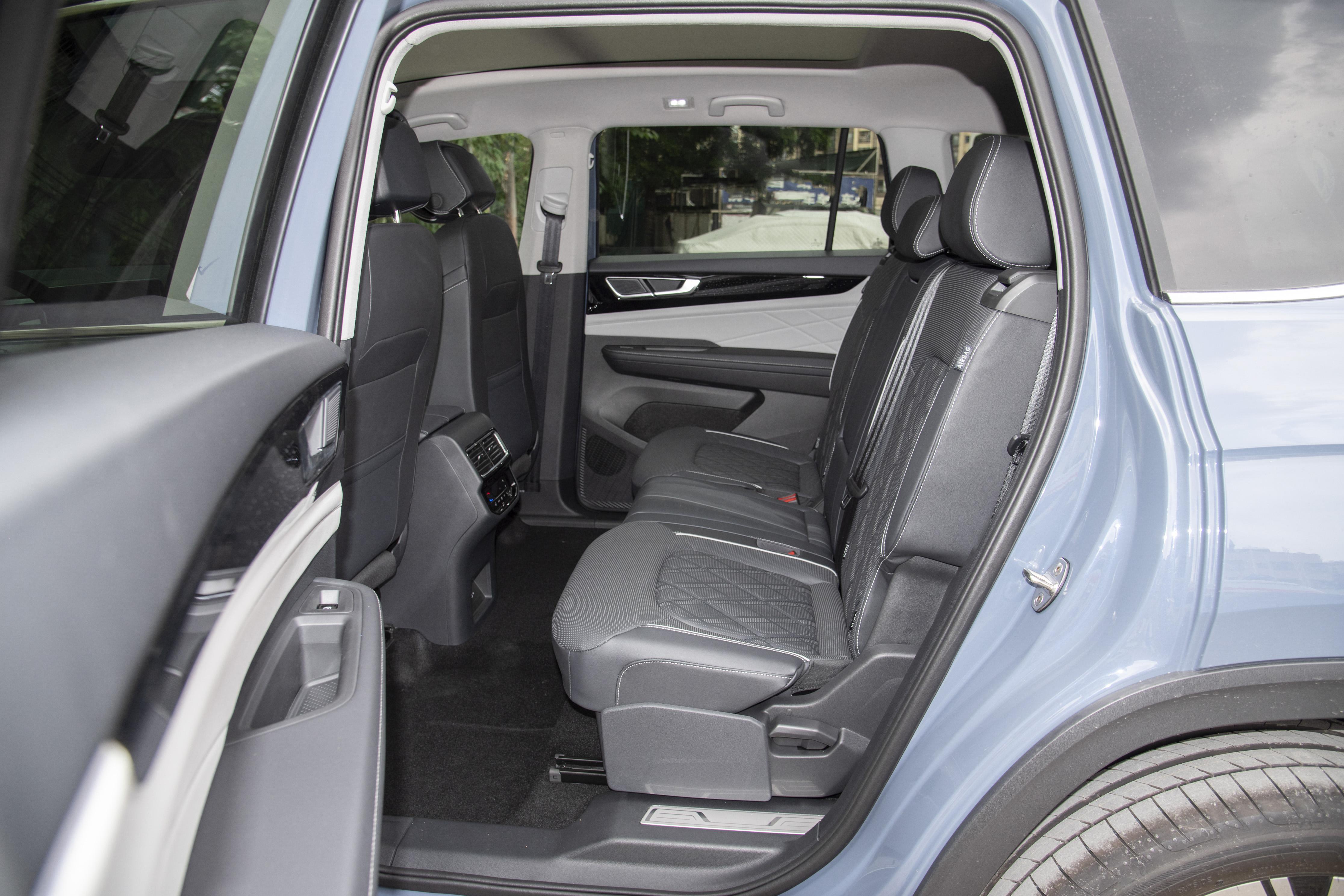 大众途昂降价4万6万是真的吗,大众途昂二手车降价最新消息