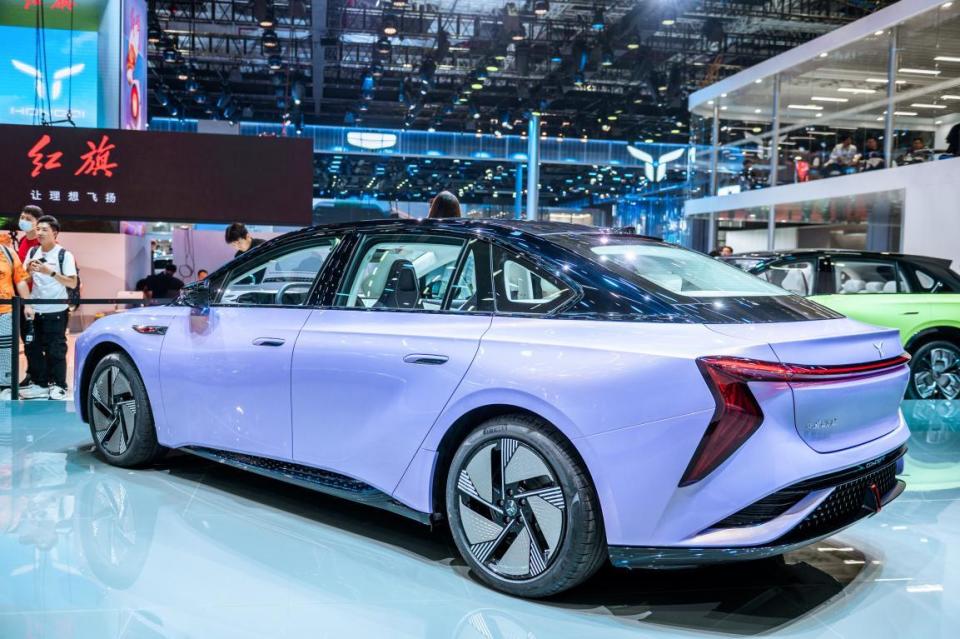 中国新能源发展如何崛起,红旗品牌新能源