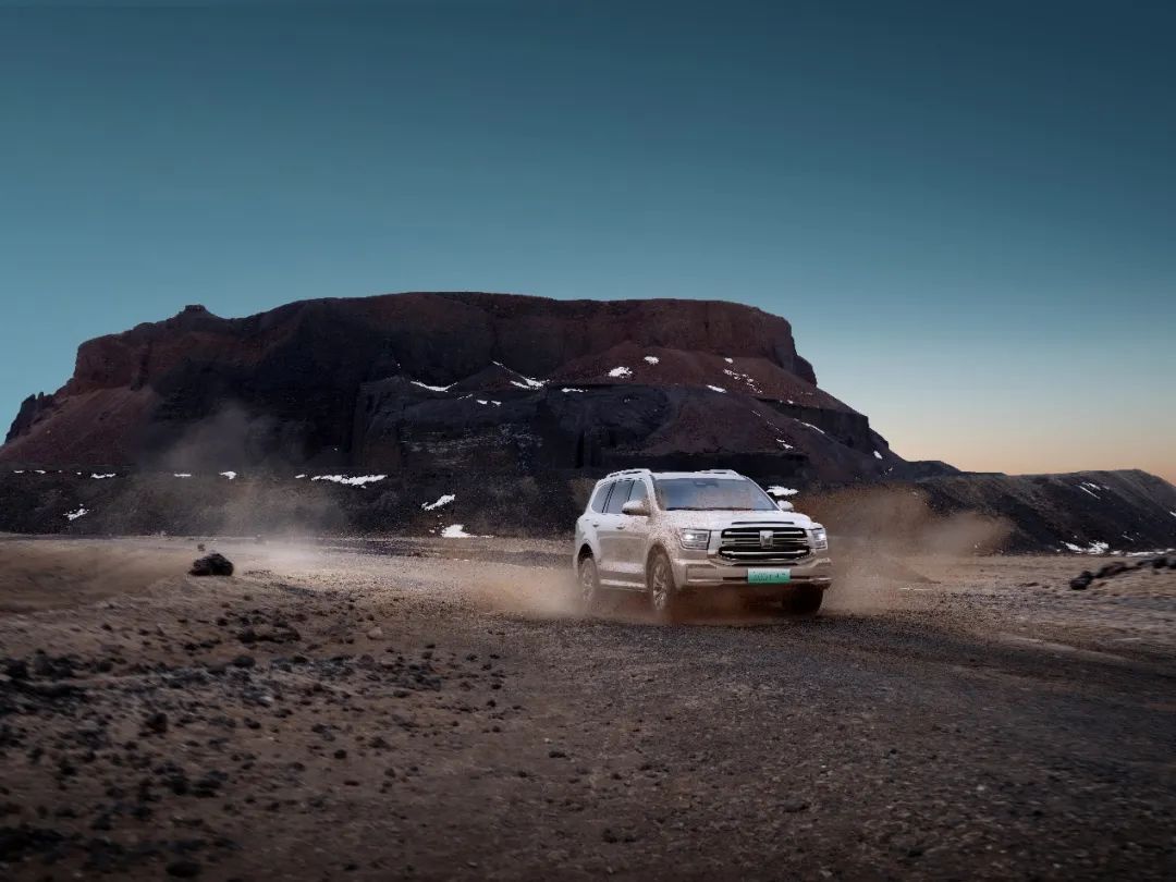 全新坦克500hi4-t越野,坦克500hi4t属于硬派越野吗