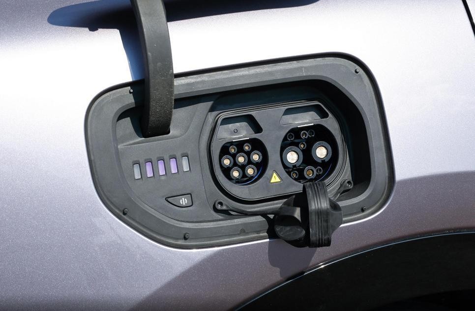 高合hiphiy适合买哪个配置,高合hiphix新车型上市售57-80万元