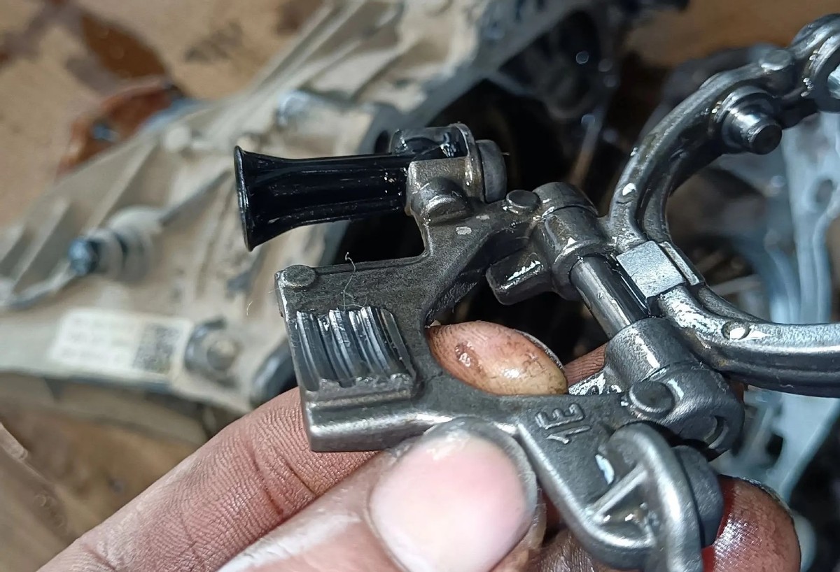 宝马x3和奥迪q5相撞,宝马x3与q5l故障