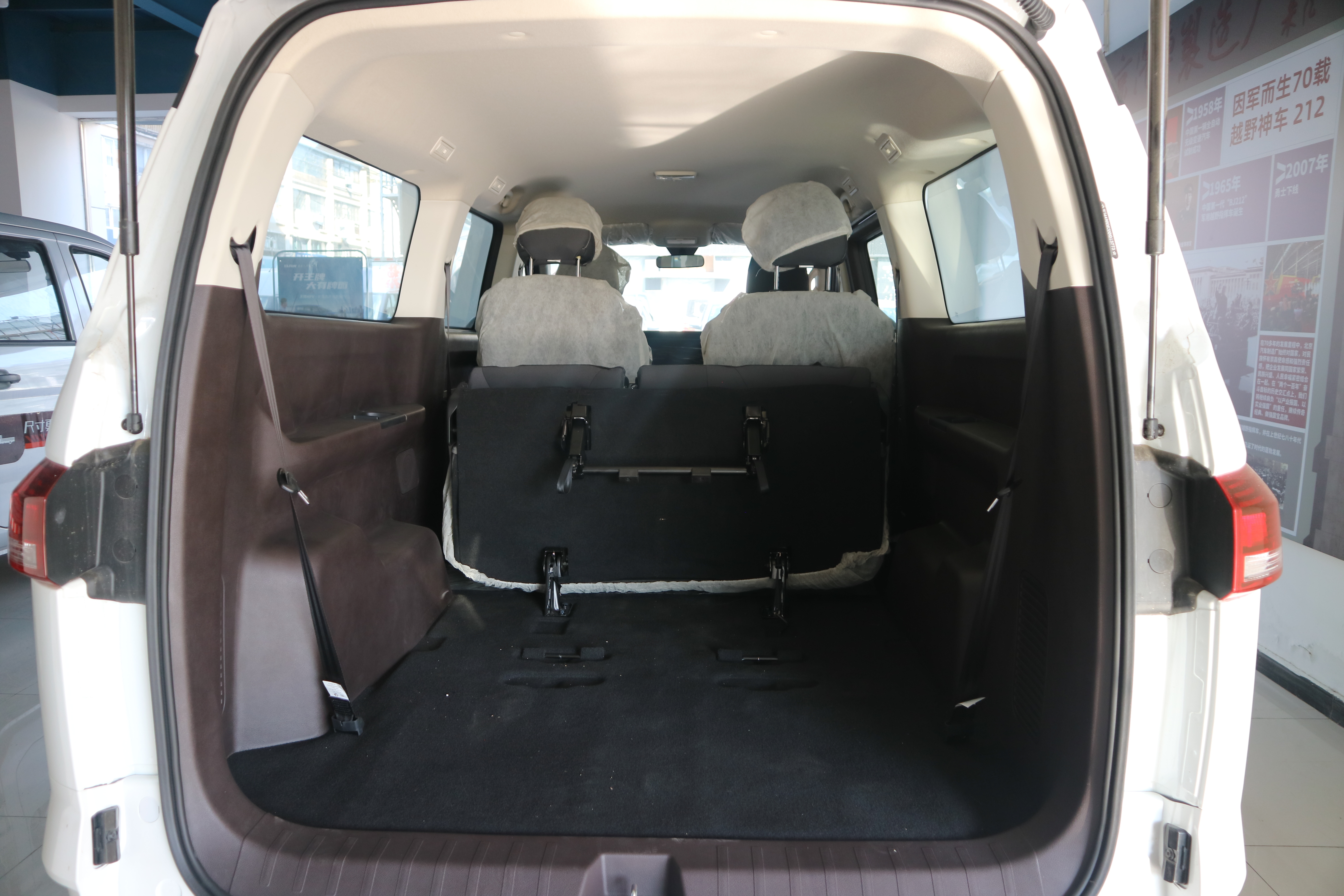 北汽王牌m7自动挡1.6l一公里多少钱,王牌m7七座2.0手动挡高配落地价