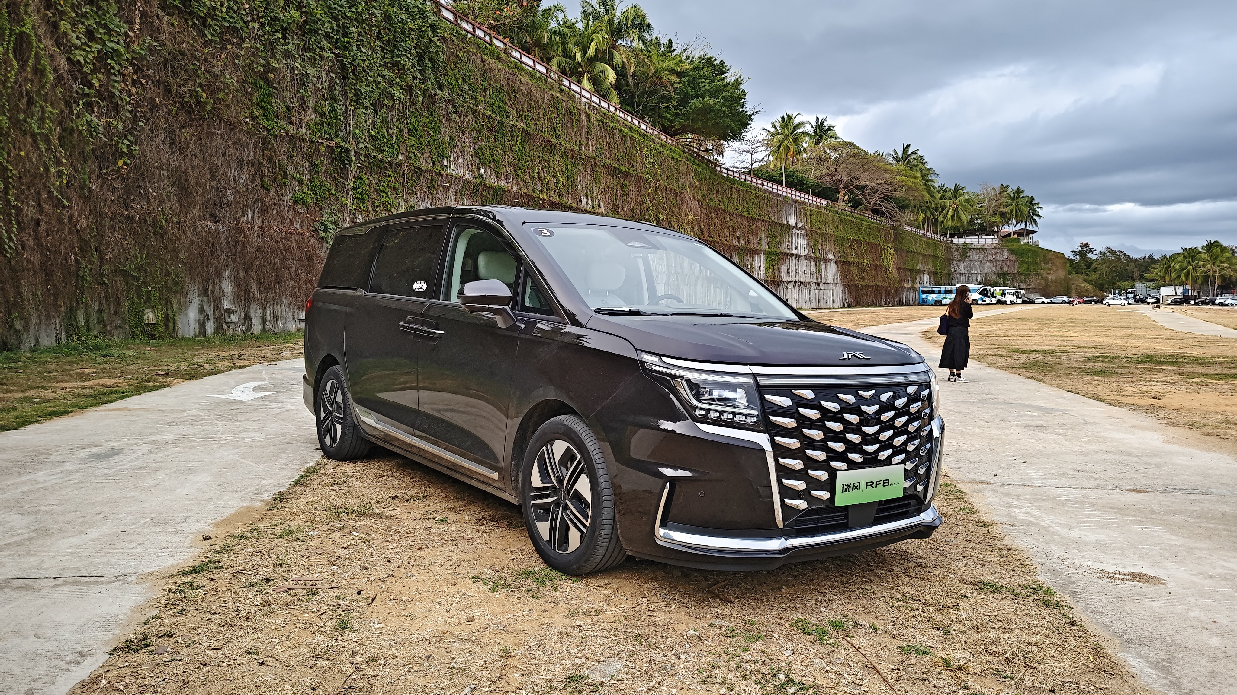 被严重低估的实用型MPV试驾瑞风RF8