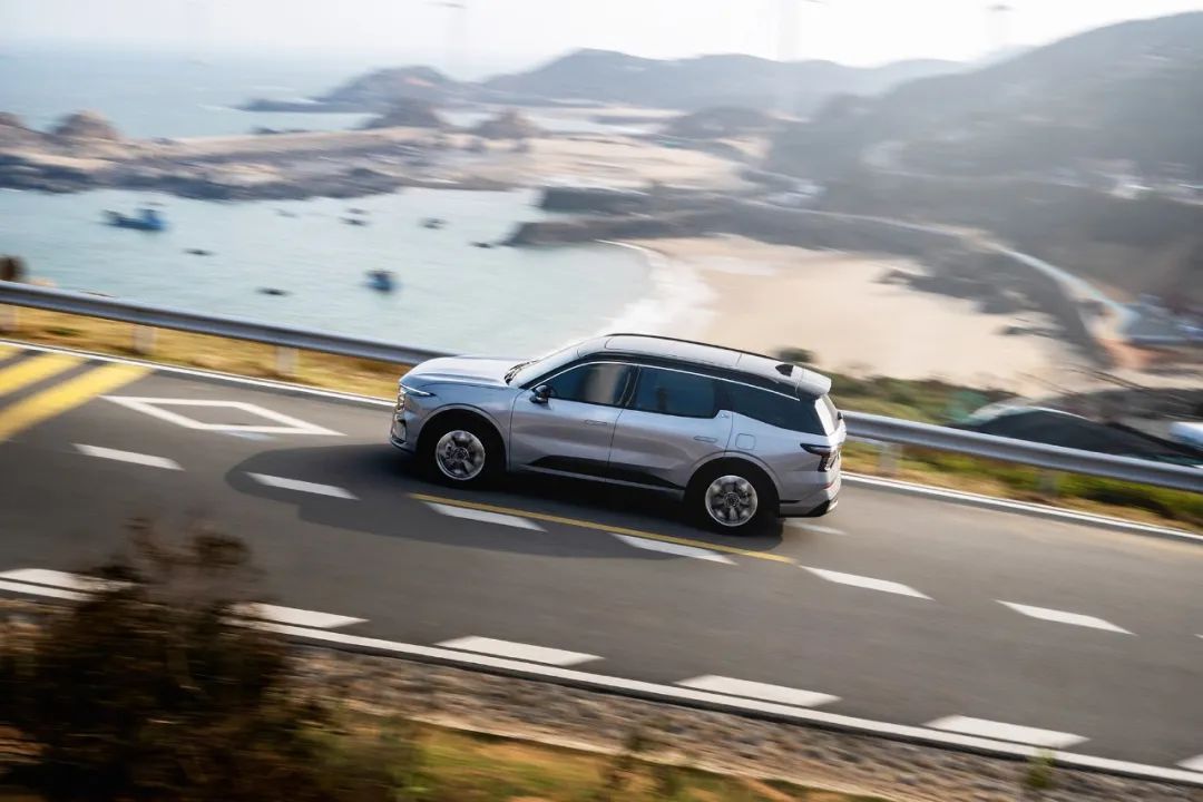 锐界l过泥坑,锐界l混动自驾露营真实视频